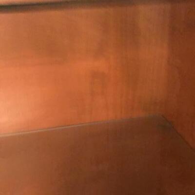 Vintage Oak China Cabinet With Glass Hummingbird Detail (99)