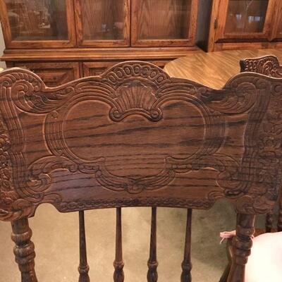 Vintage Oak Dining Room Chairs With Seat Cushions (101)