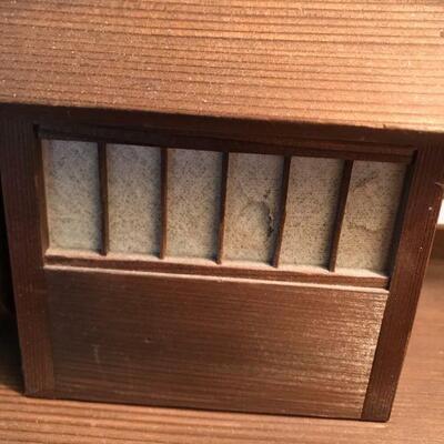 Vintage Japanese Wood and Paper Side Table Lamp (102)