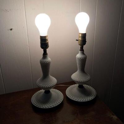 Vintage Pair of Milk Glass Hobnail Lamps (103)