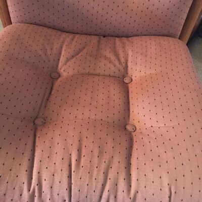 Vintage Wood Oak Table With Matching Chairs on Casters (`108)