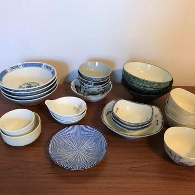 Vintage Mix Variety of Japanese Bowls (111)