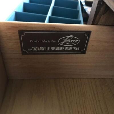 Vintage Levitz Thomasville Furniture Bedroom Set, Dresser, Mirrors, Armoire, Headboard (119)