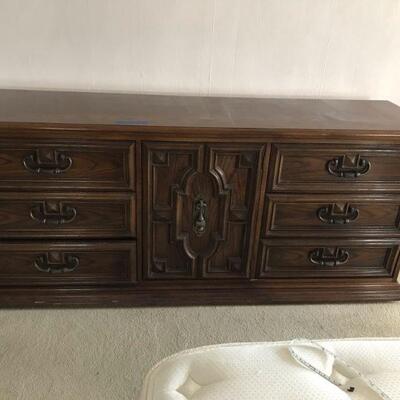 Vintage Levitz Thomasville Furniture Bedroom Set, Dresser, Mirrors, Armoire, Headboard (119)