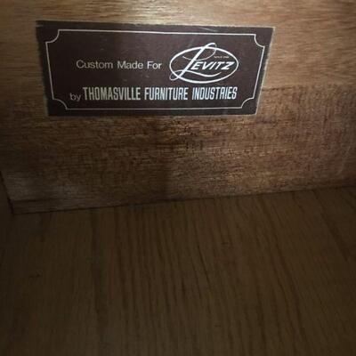 Vintage Levitz Thomasville Furniture Bedroom Set, Dresser, Mirrors, Armoire, Headboard (119)