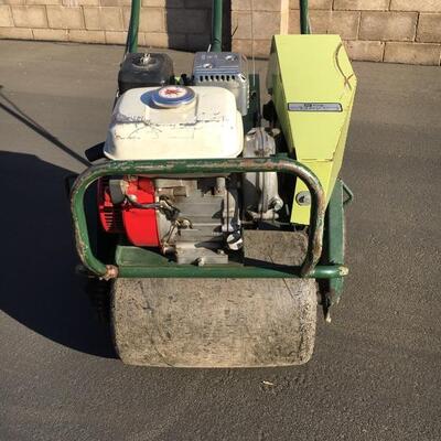 Professional Landscaper Aerator 