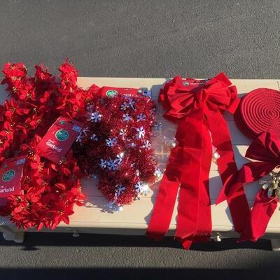 Christmas ðŸŽ„ Garland, Bows and Pads