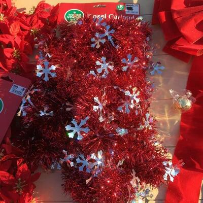 Christmas ðŸŽ„ Garland, Bows and Pads
