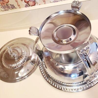 STAINLESS STEEL SERVING DISH W/ GLASS BOWL 