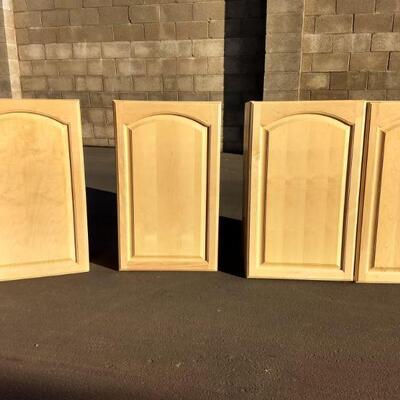 Cabinet Trio