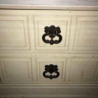 Vintage White Bedroom Side Table Cabinets (126)