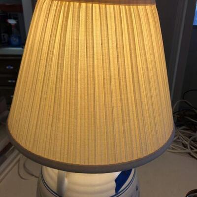 Vintage White Blue Floral Ceramic lamp (127)