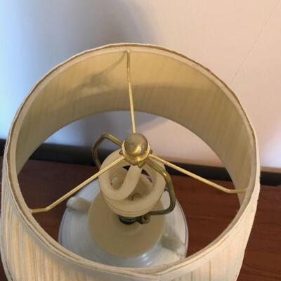 Vintage White Blue Floral Ceramic lamp (127)