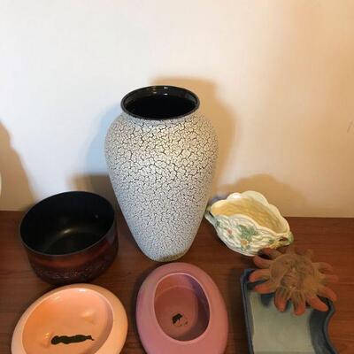 Mixed Variety of Vases Misc Decor (132)