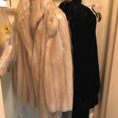 Vintage Beige and Black Faux Fur Coat (135)