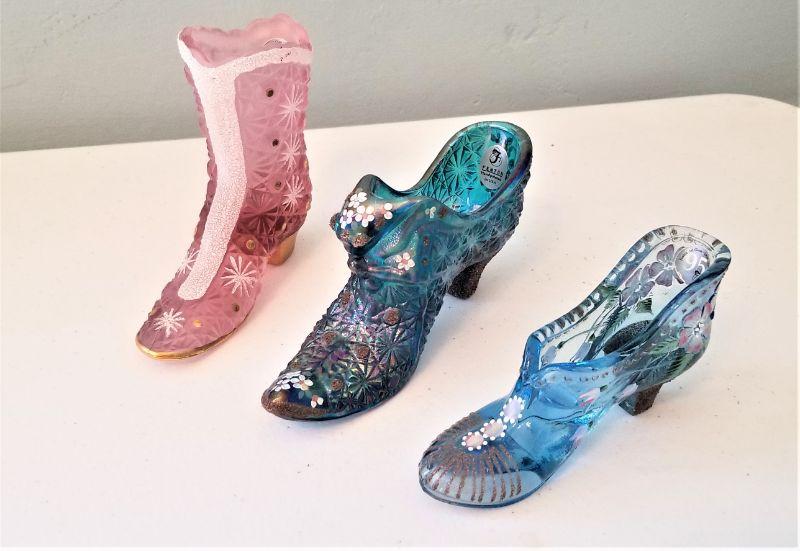 Lot 29 Three Collectible Fenton Glass shoes