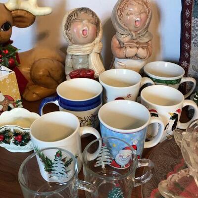 Vintage Mixed Variety of Christmas Decor (139)