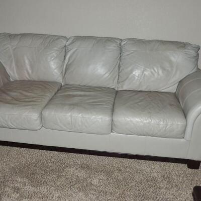LOT 4  LEATHER SOFA COUCH
