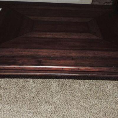 LOT 7  SOLID WOOD COFFEE TABLE