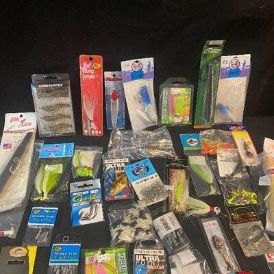 Lot 67 - Fishing Gear (lures, weights, stump jumper, spinners, shrimp/hooks and  much more!)
