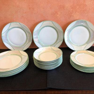 Hutschenreuther Bavaria China Lustre Ware Set of 8 Dinner Plates and Soup Bowls with 6 Salad Plates