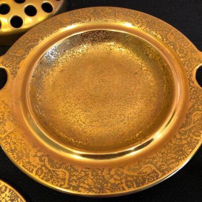 Hutschenreuther Selb Royal Bavaria Porcelain China 22K Gold Painted