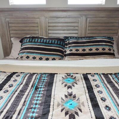 LOT 19  CALIFORNIA KING SIZE BED