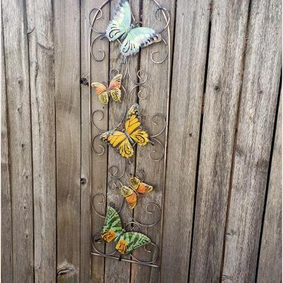 Lot 11: Multi Butterfly Deco (this is one piece)