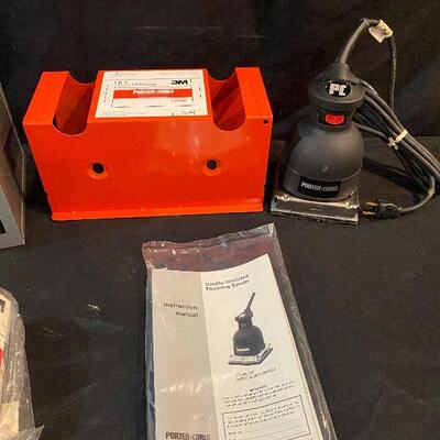 Lot 92 - Porter Cable Corded Double Insulated Finishing Sander