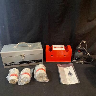 Lot 92 - Porter Cable Corded Double Insulated Finishing Sander