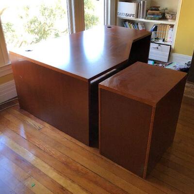 Large Dark Red Brown Office Desk with Moveable Storage Shelves