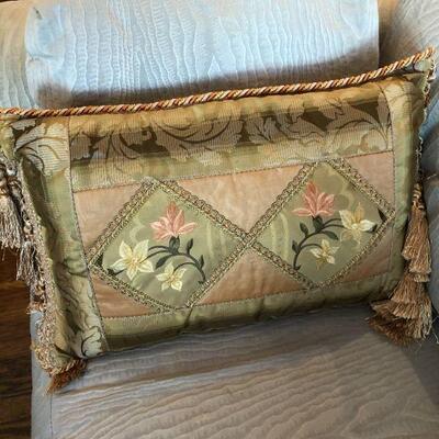Light Grey Loveseat Sofa (Part 1)