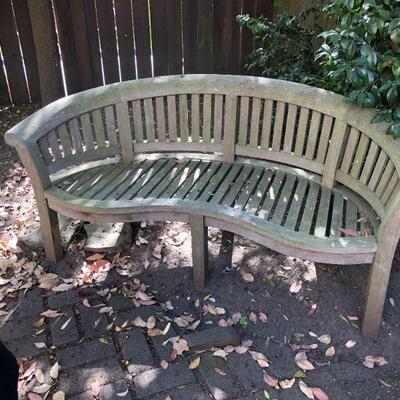 Beautiful Solid Wood Outdoor Curved Back Bench