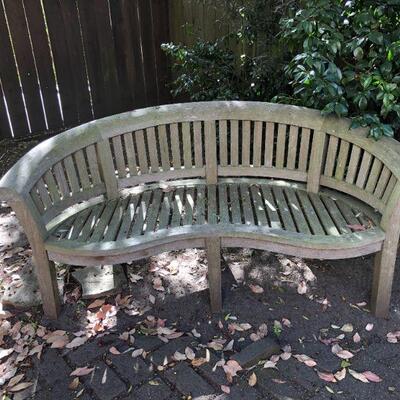Beautiful Solid Wood Outdoor Curved Back Bench