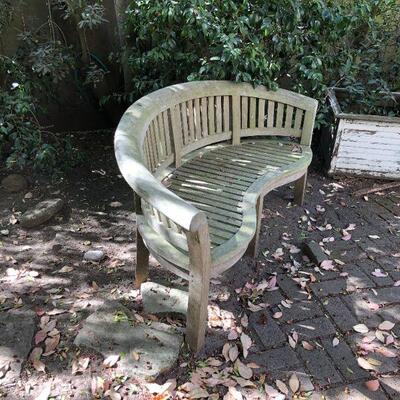 Beautiful Solid Wood Outdoor Curved Back Bench