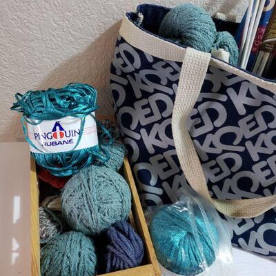 Lot 73:  Knitting Lot