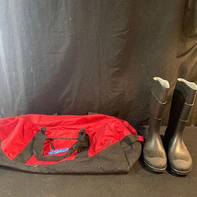 Lot 101 - LL Bean Bag & Servus Water Proof Boots