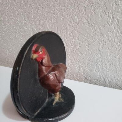 Lot 85: Antique Cast Iron Rooster Bookends 