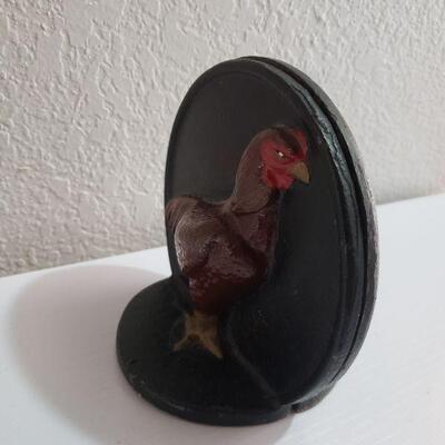 Lot 85: Antique Cast Iron Rooster Bookends 
