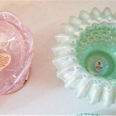 Lot #33 Sweet Pair of Fenton Fairy lights - good condition