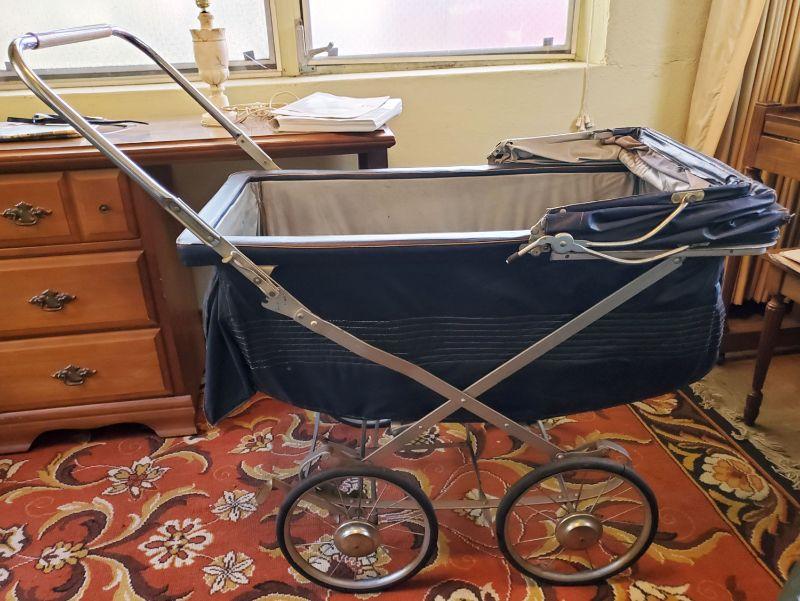 1950s Storkline Baby carriage EstateSales