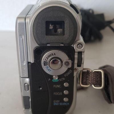 Lot 138: Canon HDV 1080i Camcorder 