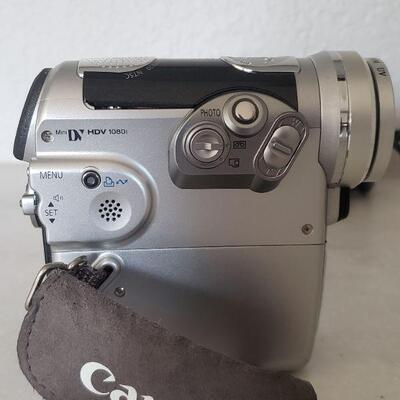 Lot 138: Canon HDV 1080i Camcorder 