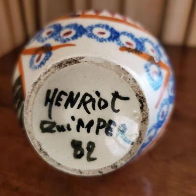 Small 1989 Henriot Quimper Vase