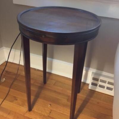 B - 420: Vintage Small Round Kittinger Table with pull out 