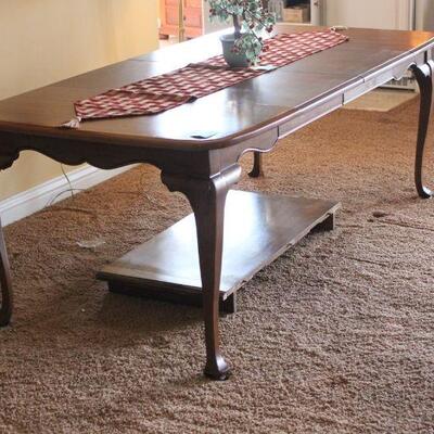 Lot 3 Solid Wood Table w/ 3 Leafs