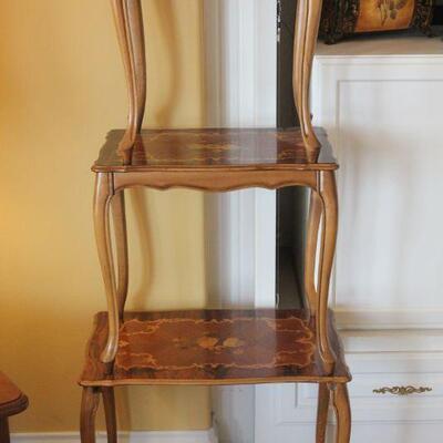 Lot 10 Set of 3 Inlay Roses Side Tables