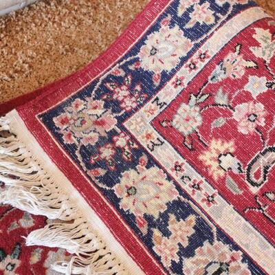 Lot 14 4'x2' Red Rug