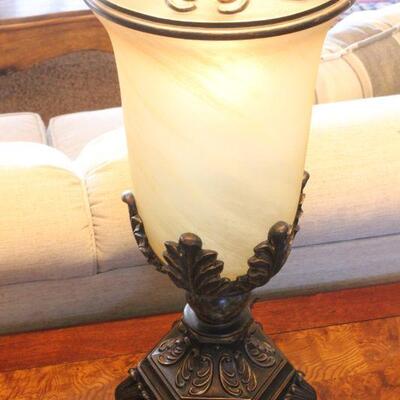 Lot 20 Lrg. Table Lamp w/ Dual Lights