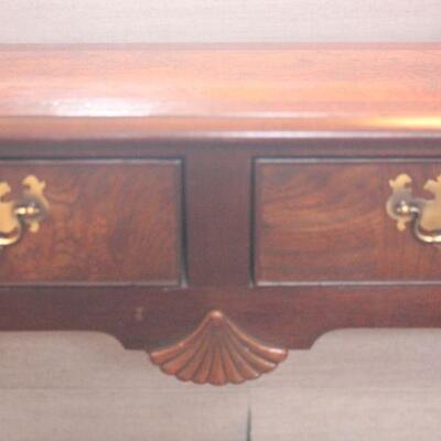 Lot 21 Hekman Sofa Table w/ Drawers